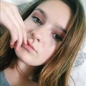 Meet your Posher, Alyse