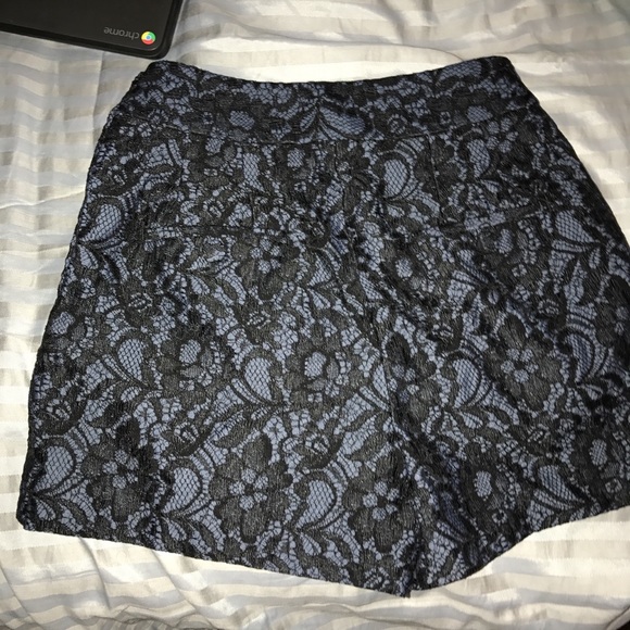 Shorts - Picture 2 of 2