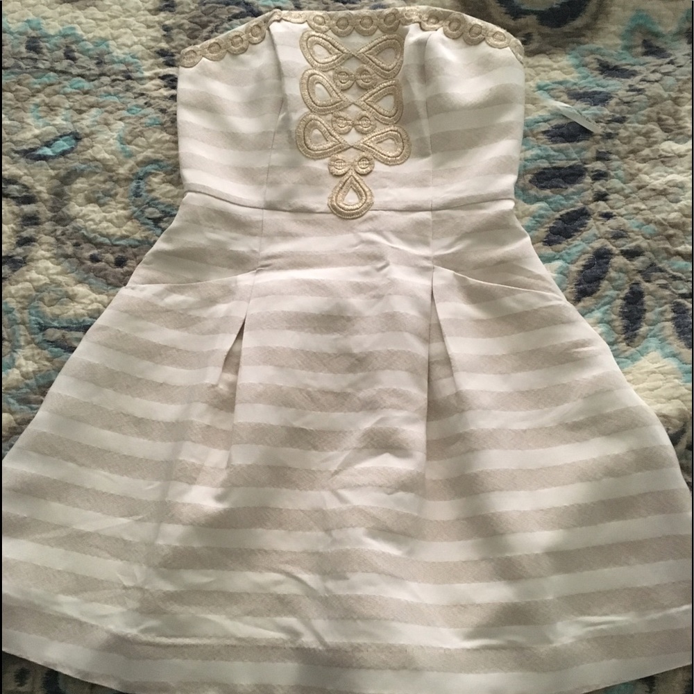 Lilly Pulitzer Gold Strapless Dress with pockets!