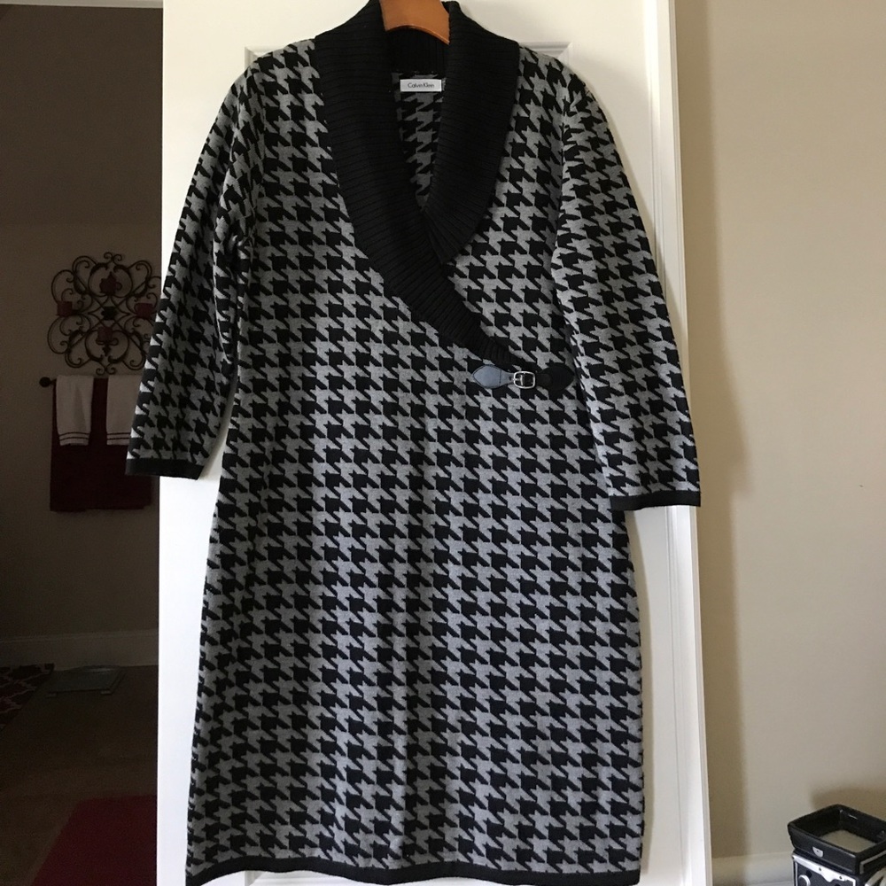Calvin Klein L houndstooth sweater dress