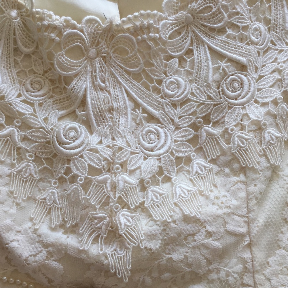2-Piece Wedding Ensemble - Picture 2 of 7