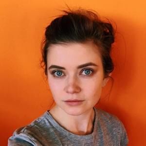 Meet your Posher, Ellen