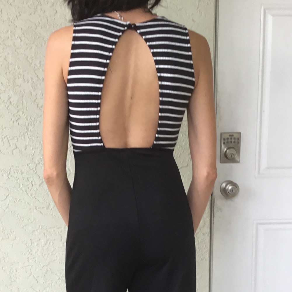 🏖 Was $39 Black & White Jumpsuit - Picture 6 of 6