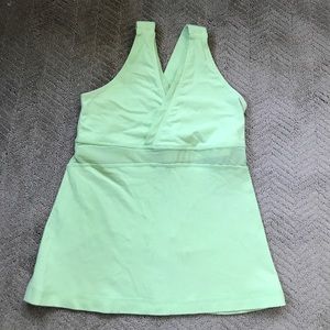 Green lululemon tank