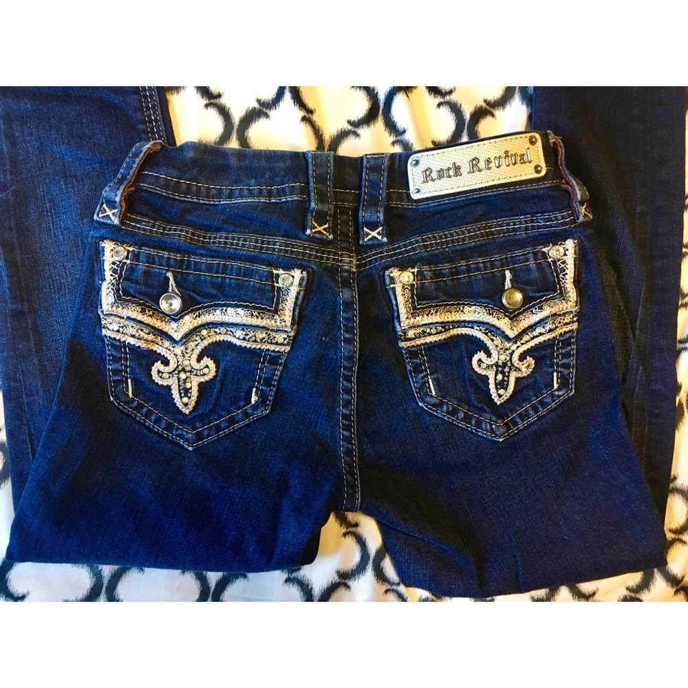 ‼️SOLD‼️ ROCK REVIVAL🔥Betty Skinny Stretch Jeans