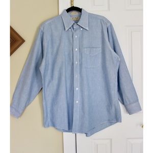L.L. Bean Men's Blue Button Down Shirt