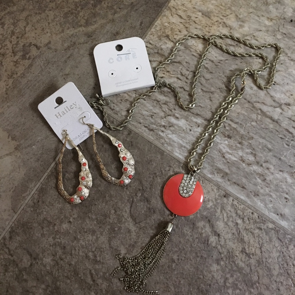 A necklace and earrings