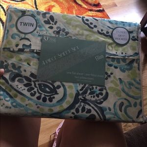 4 Piece Sheet Set - Twin