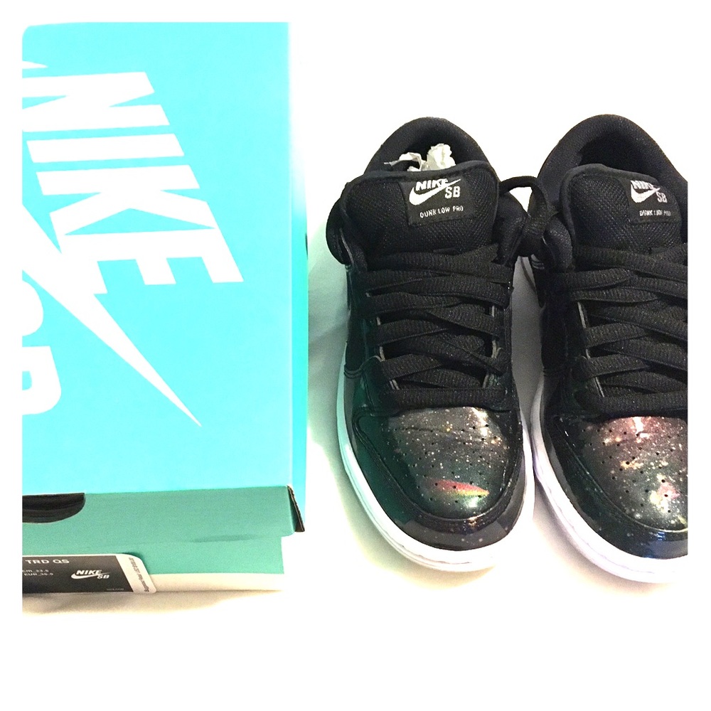 Nike SB Dunks Intergalactic