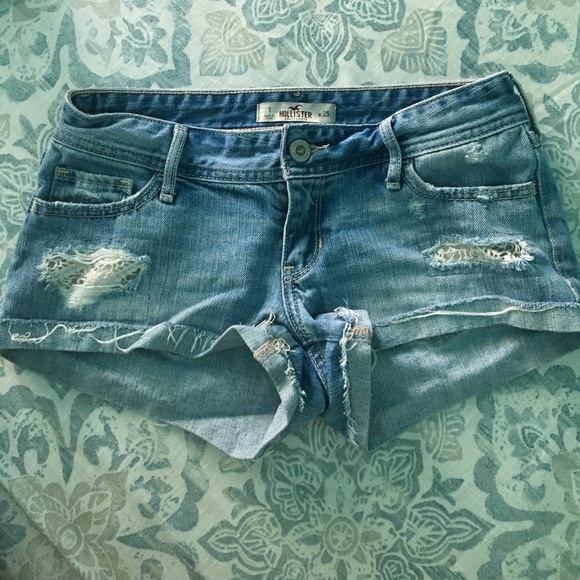 Shorts - Picture 1 of 5