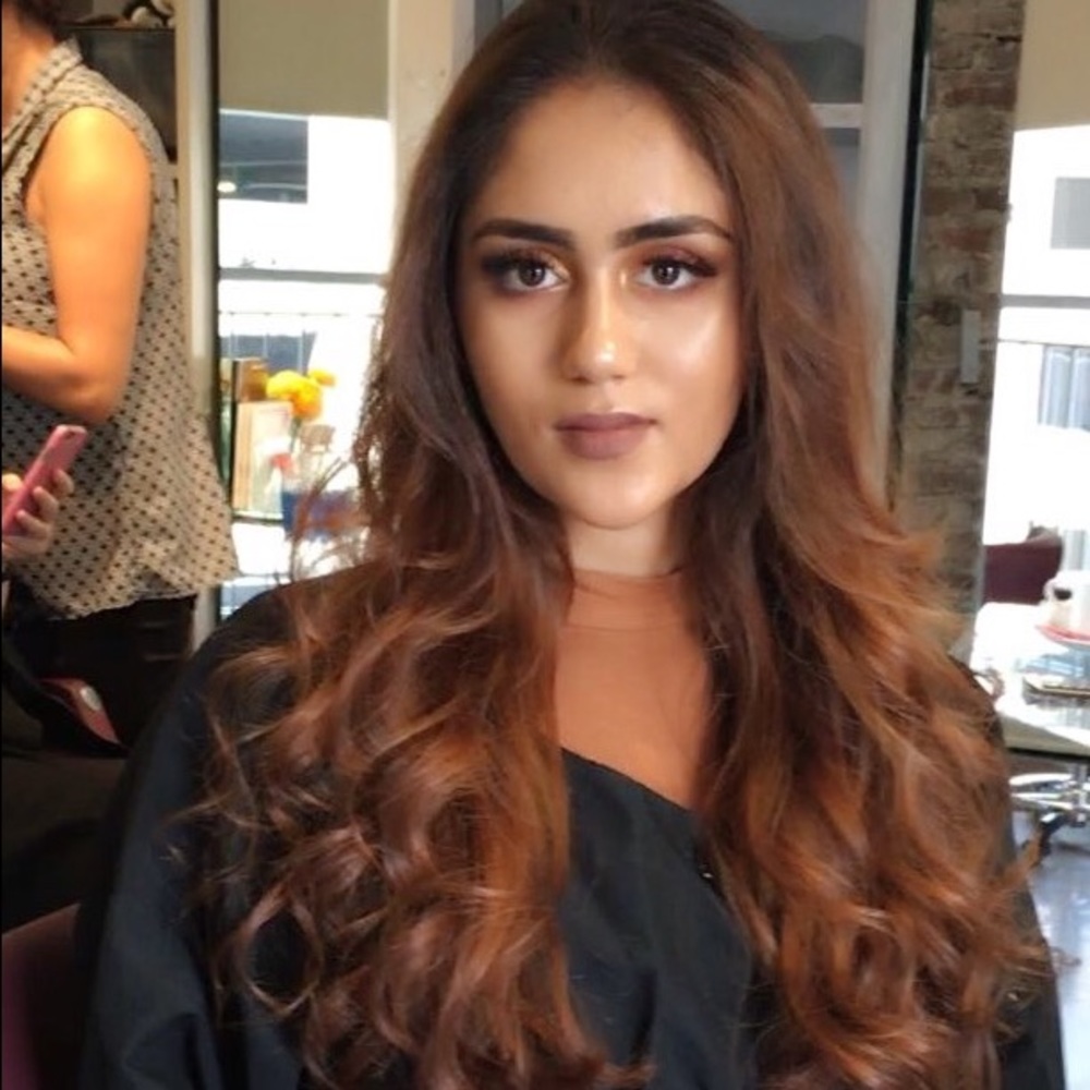 Meet your Posher, Ari