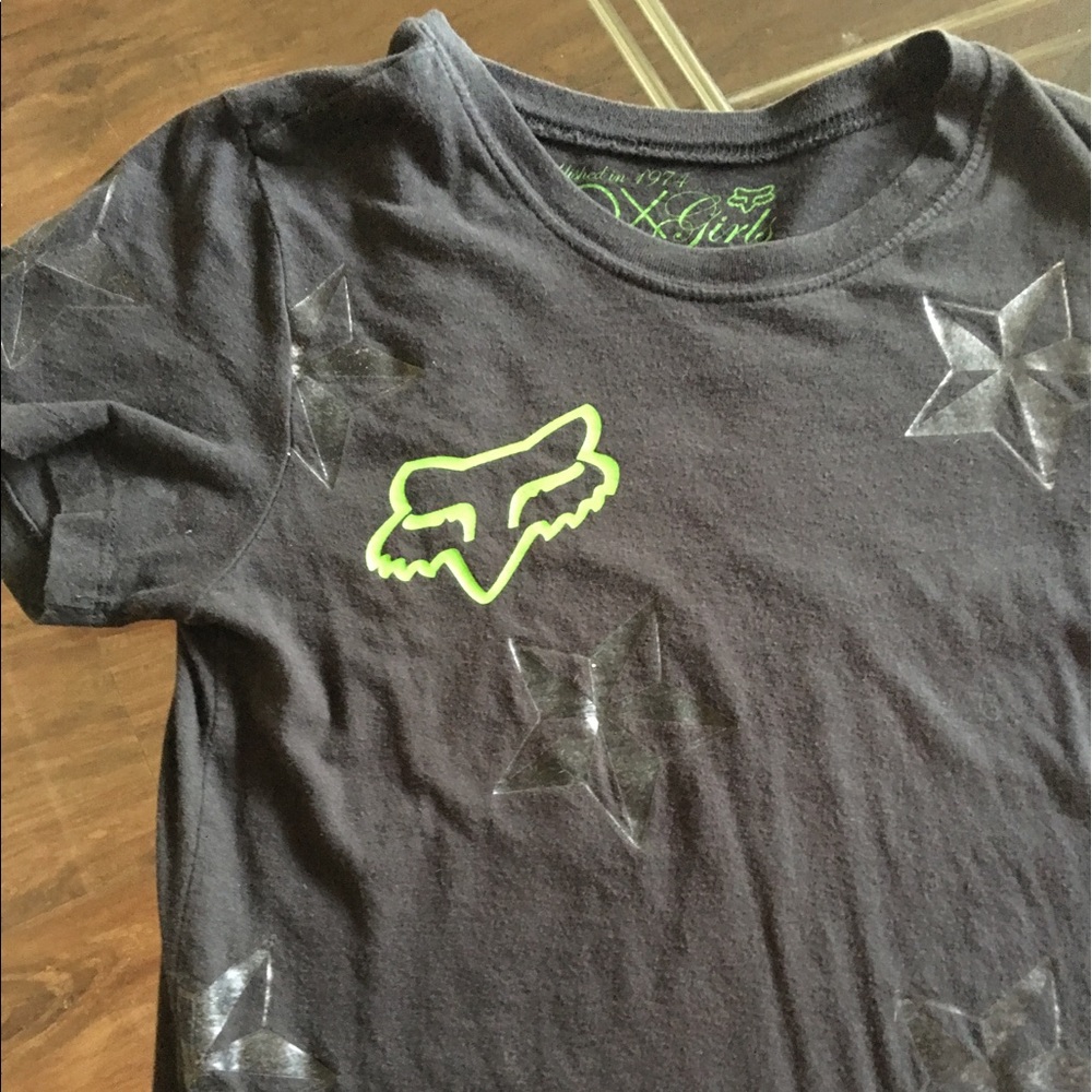 FOX 🏁 black and lime green tee!