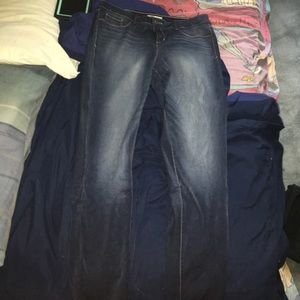 Stretchy skinny jeans