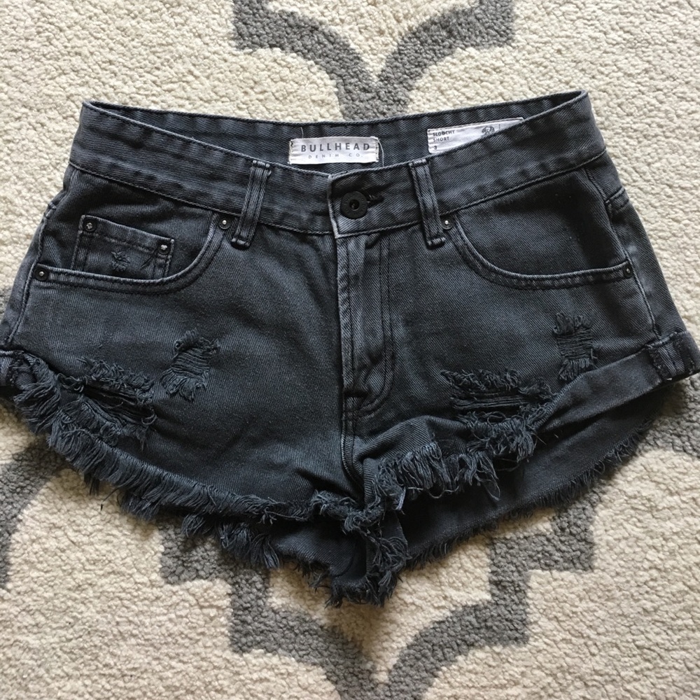 Bullhead slouchy short shorts like one teaspoon