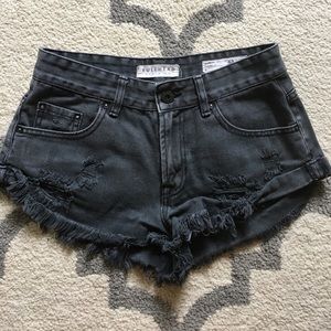Bullhead slouchy short shorts like one teaspoon