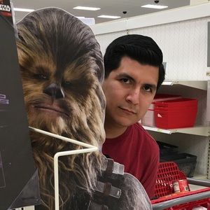 Meet your Posher, Victor