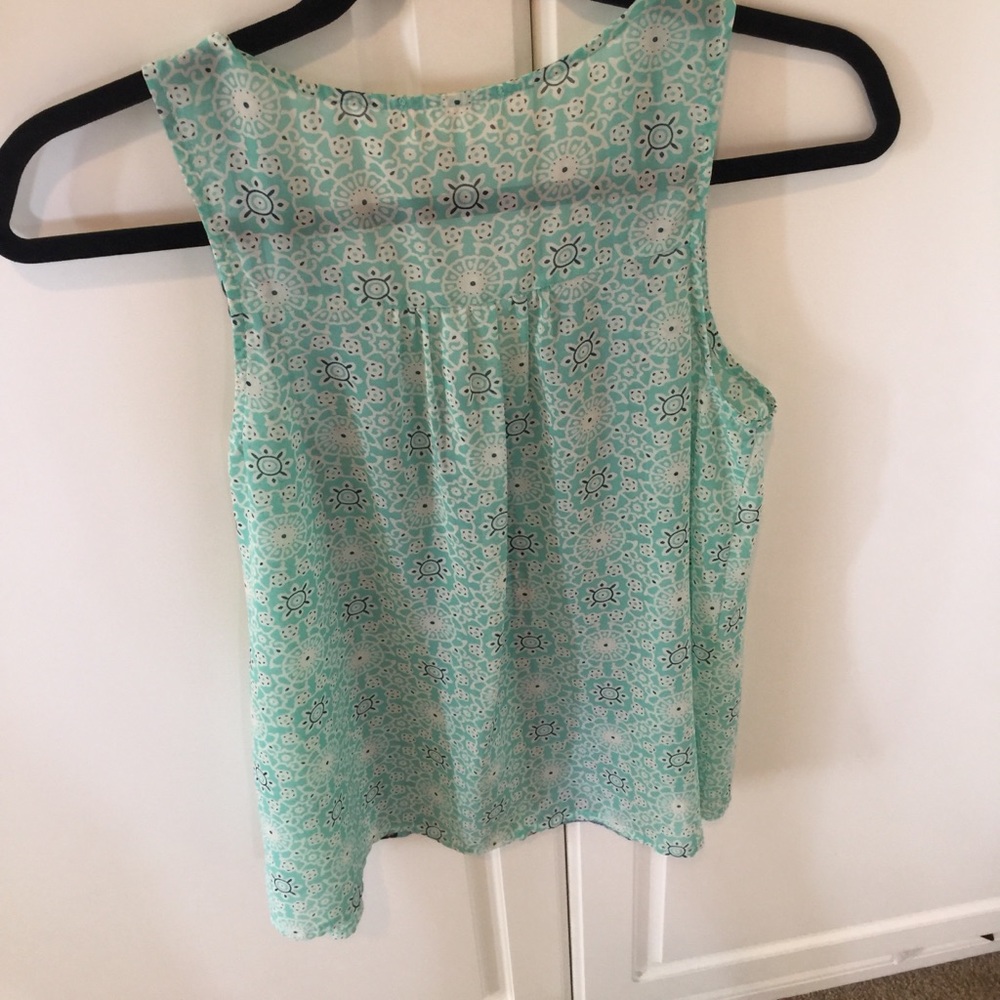 Everly top small - Picture 2 of 3