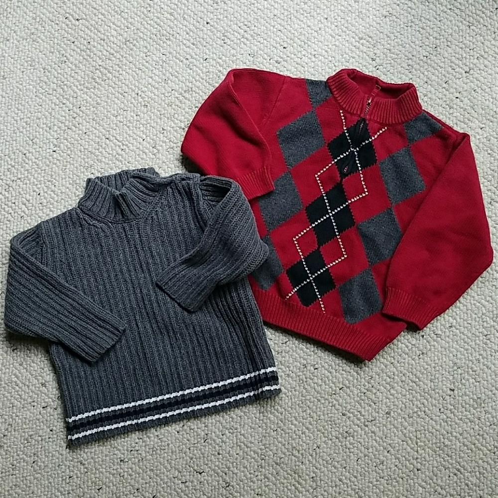 Bundle 2 Sweaters (size 2T,24Mos)