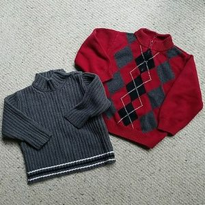Bundle 2 Sweaters (size 2T,24Mos)