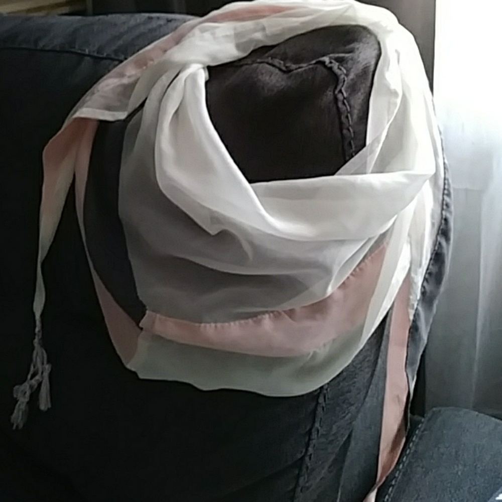 Macy coral gray and white scarf