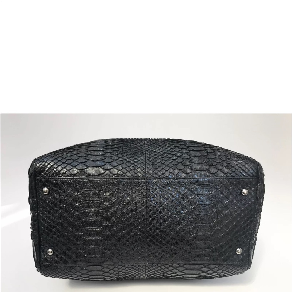 Chanel handbag - Picture 6 of 8