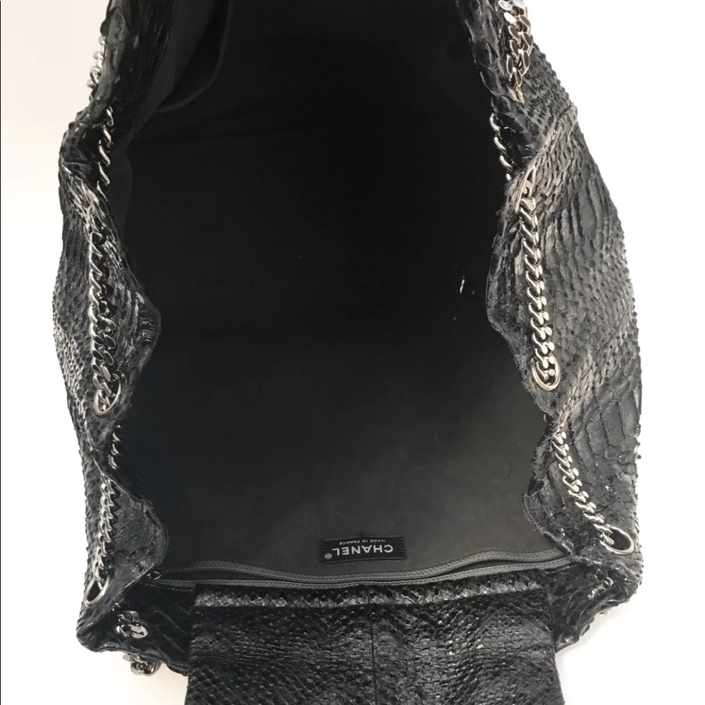 Chanel handbag - Picture 7 of 8