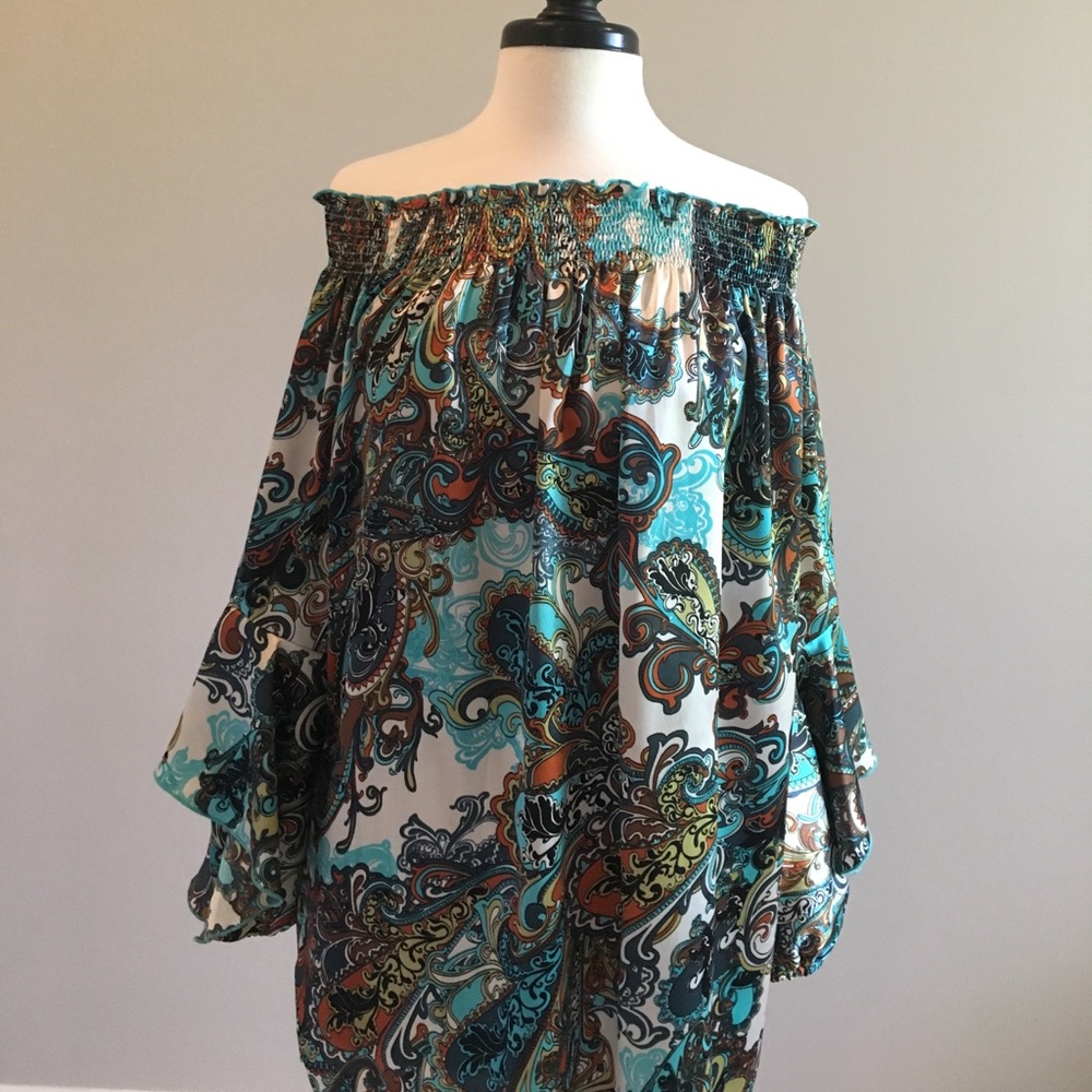 Silky paisley print tunic by Classique