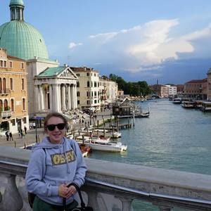 Meet your Posher, Anna