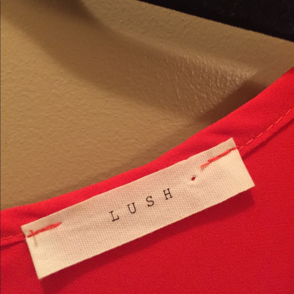 Red summer top! - Picture 2 of 5