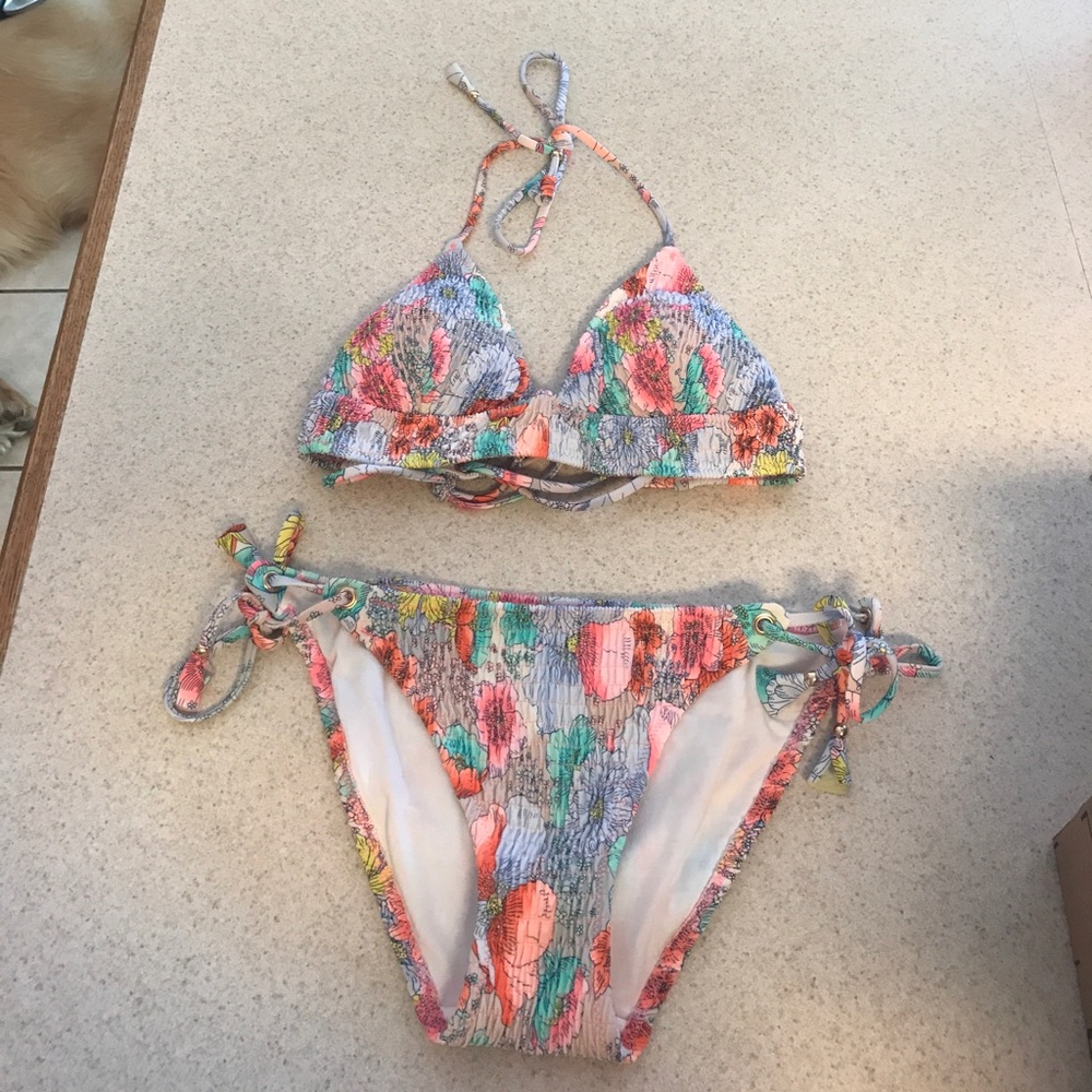 VICTORIA'S SECRET BIKINI