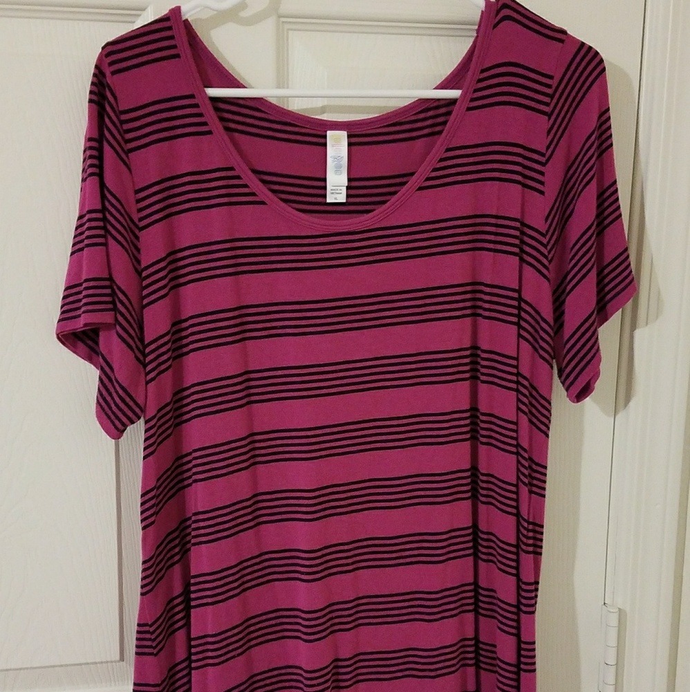 Lularoe Classic Tee