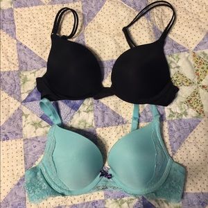 Two Victoria's Secret Push-up Bras 32A EUC