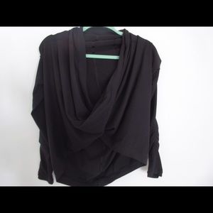 Ivivva: Four Count Shrug