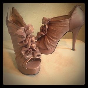 Chinese Laundry heeled booties