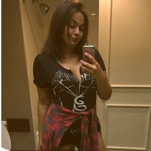 Meet your Posher, Jayna