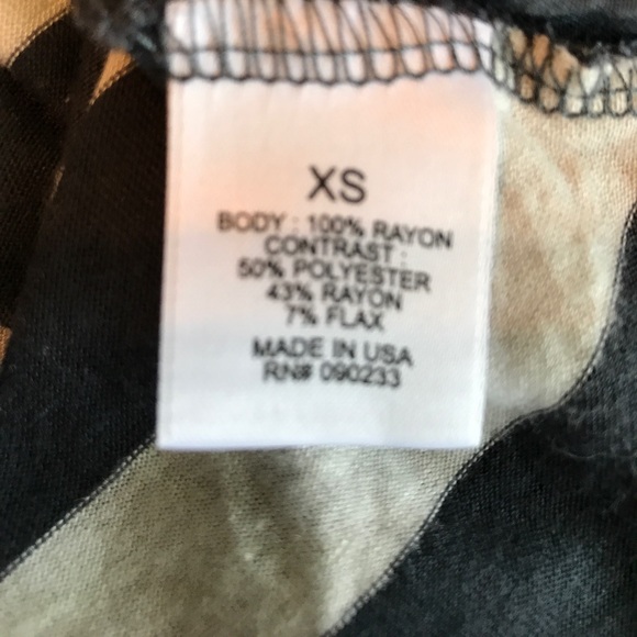 Dark gray and white racerback tank - Picture 4 of 4