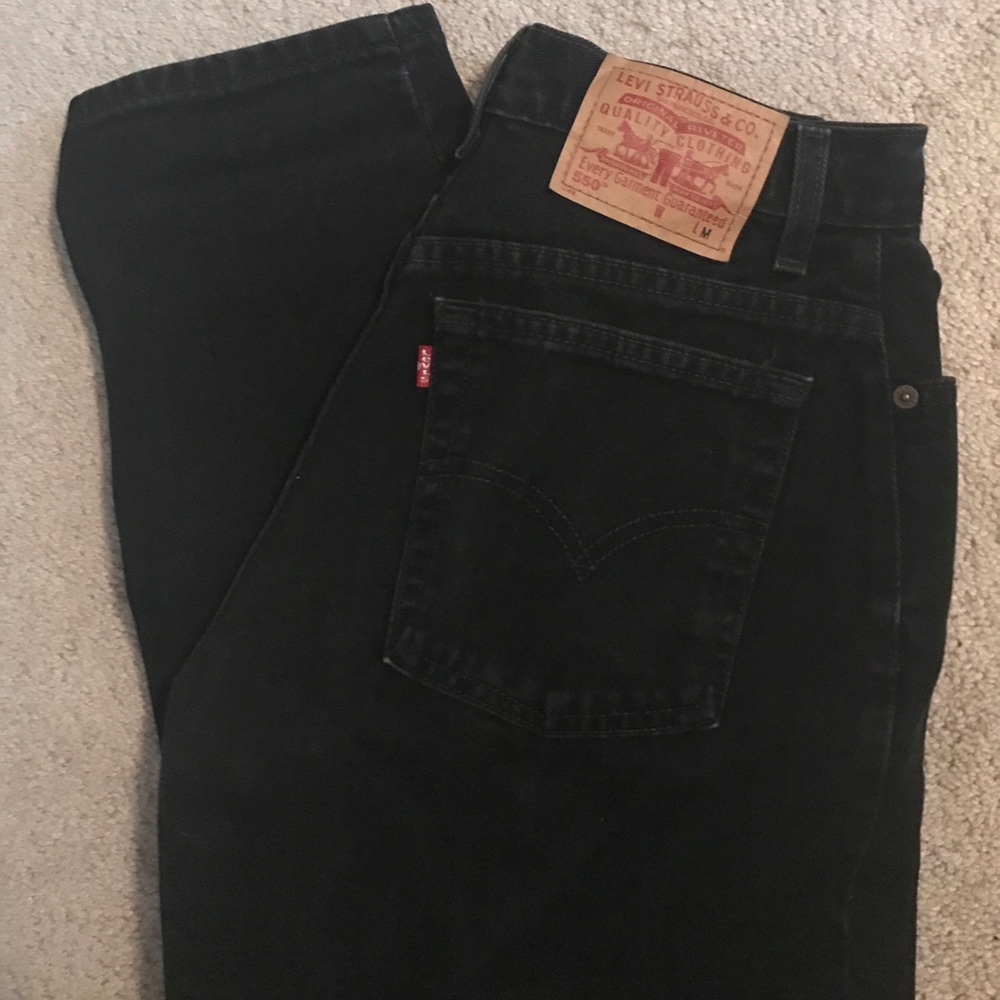Black Levi's 550s