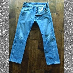 Levi's 501 high rise button fly