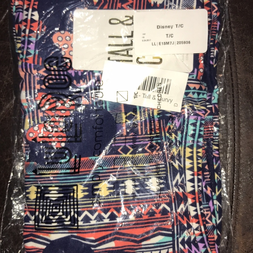 Disney Lularoe Tribal Minnie Leggings TC 💕