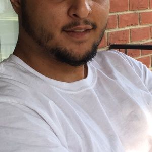 Meet your Posher, Zay