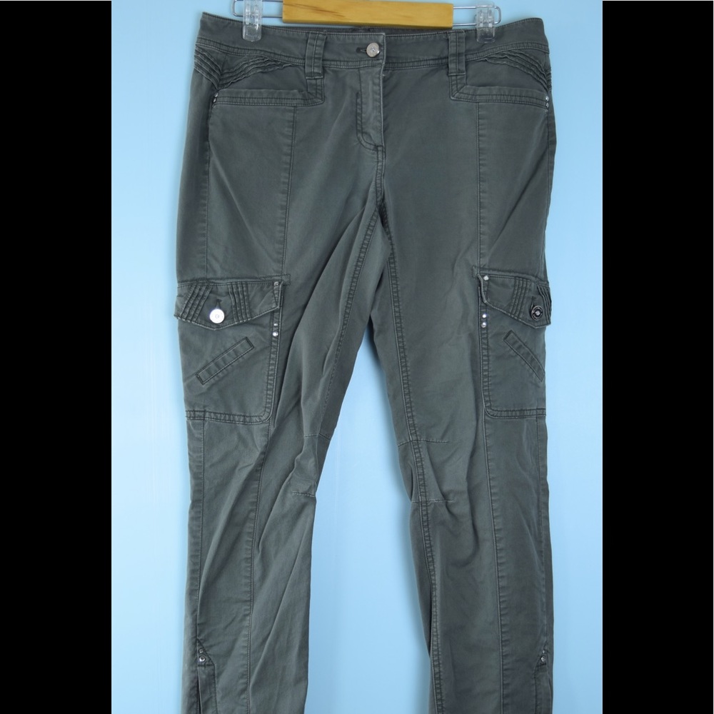 WHBM Slim Ankle Size 6 green jeans