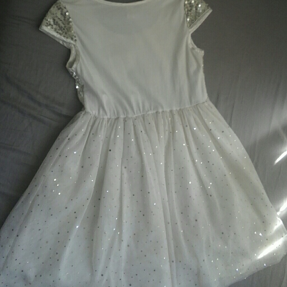 Dress - Picture 2 of 4