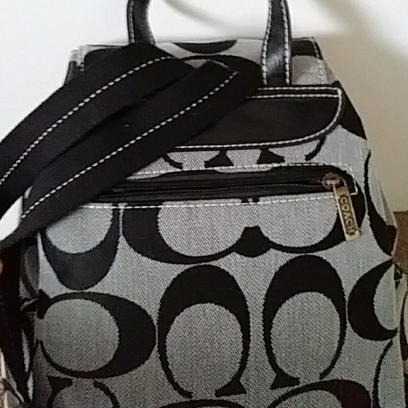 Coach back pack - Picture 4 of 6
