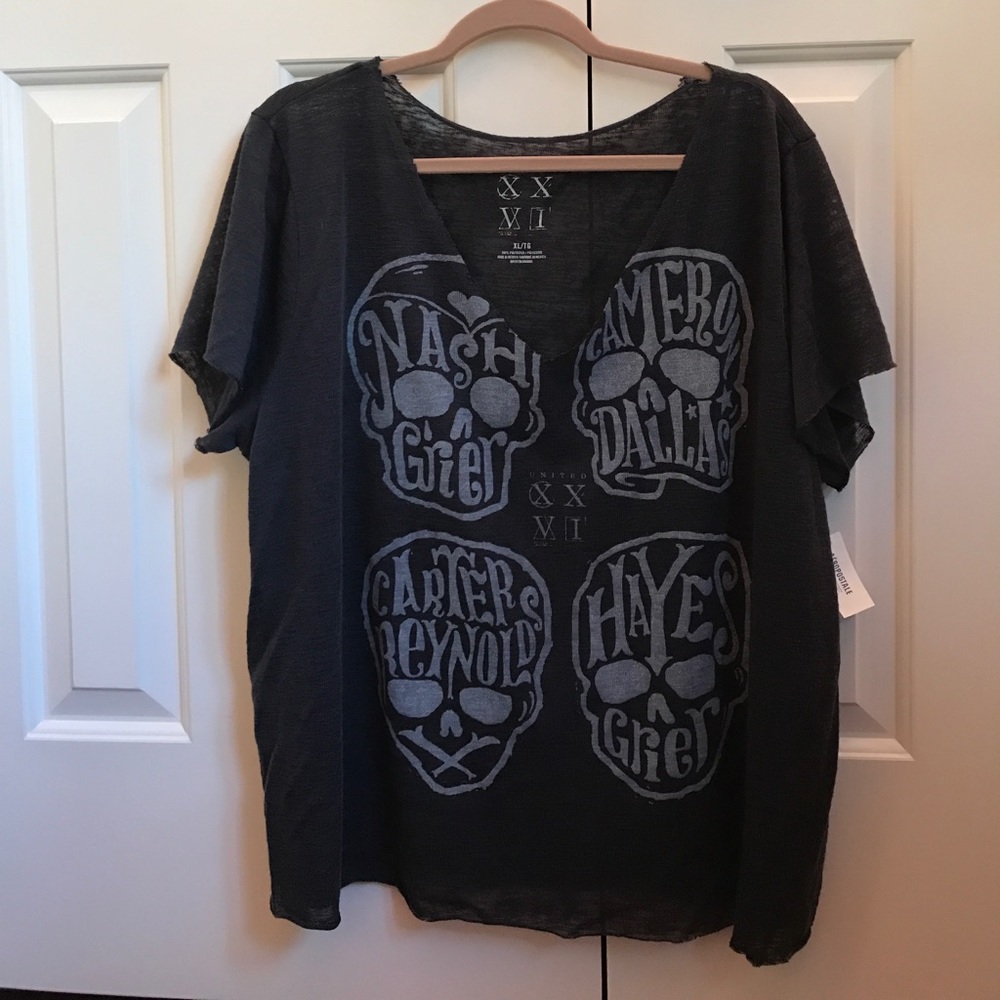 t shirt