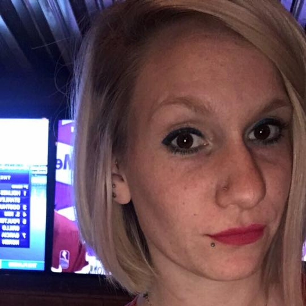 Meet your Posher, Elayna