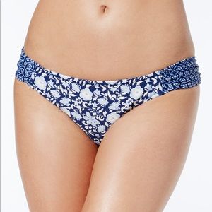 Jessica Simpson swimsuit bottoms