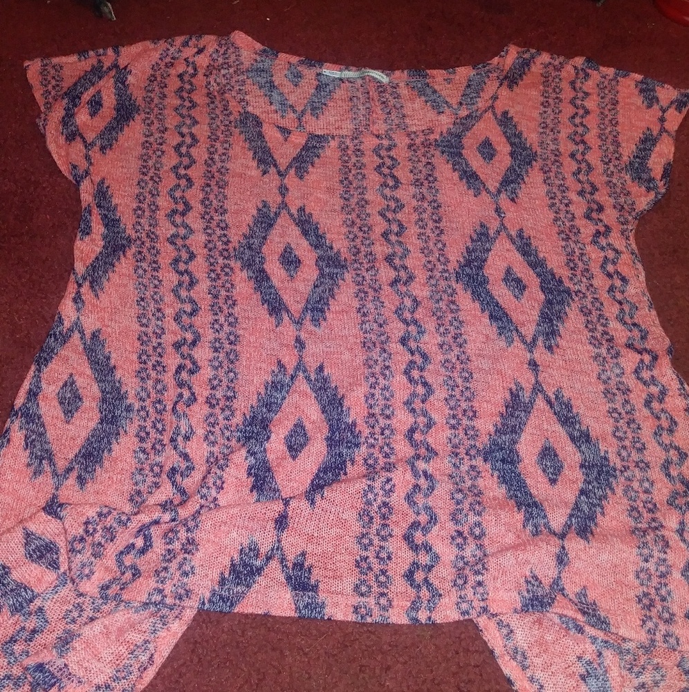 MAURICES Cute aztec designed shirt