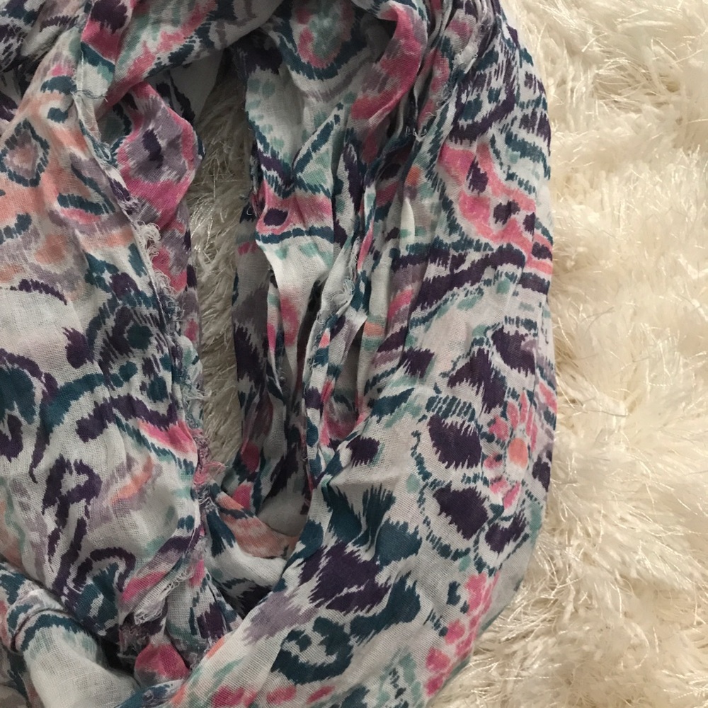 Infinity Scarf - Picture 2 of 2