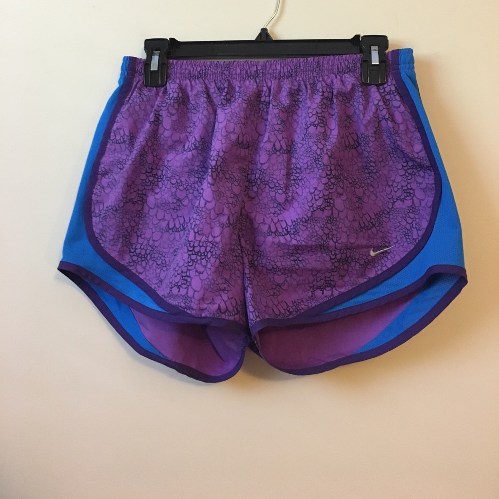 Nike Tempo Shorts size M