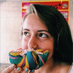 Meet your Posher, Ellen